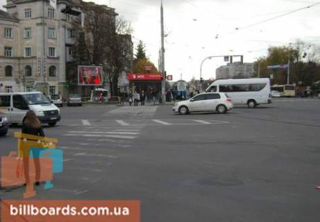 Скроллер  в Виннице Коцюбинского пр. / Замостянская ул. (бывш. 50-летия Победы ул.), возле супермаркета "Экомаркет", пиццерии "Челентано" - 78938 фото 1