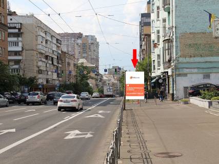 Ситилайт A в Киеве, 1.8x1.2  Саксаганського вул., 64 - вул. Паньківська, на світлофорі, в напрямку Галицька площа (Перемоги пл.) фото 1