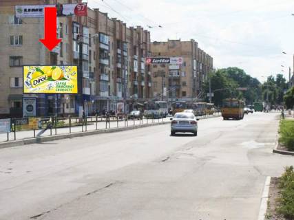 Билборд B в Житомире, 3x6  Київська вул. / Вацківський пр., навпроти ТРЦ "Глобал", супермаркетів "Фокстрот", "Ельдорадо", "Comfy", "Караван", в центр фото 1