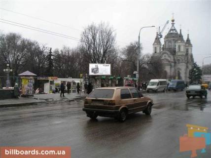 Призма A в Запорожье Соборный пр. (бывш. Ленина пр.) / Днепровская ул., пл. Воли, в сторону ул Тургеньева - 104347 фото 1