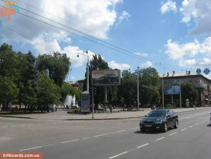 Призма B в Запорожье Соборний пр. (колиш. Леніна пр.) / Марії Примаченко (Маяковського) пл. - 68304 фото 1