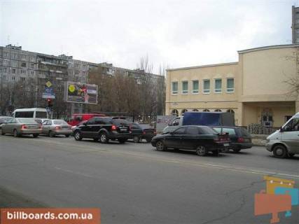 Призма A в Запорожье Шкільна вул. (колиш. Героїв Сталінграда вул.) / Українська вул. - 68536 фото 1