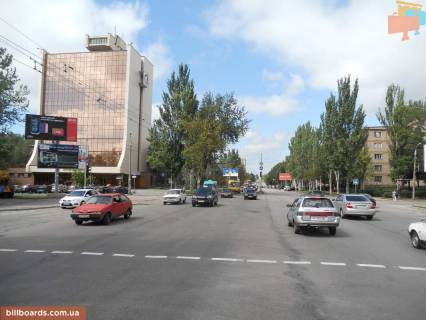 Билборд A в Запорожье Перемоги вул. / Маяковского пр., біля банку, верхній фото 1