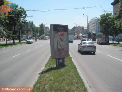 Citylight A in Zaporizhzhya Sobornij av. (kolis. Lenina av.) / Maakovs'kogo st. / Lermontova st., rozdil'nik, do vokzalu Photo 1