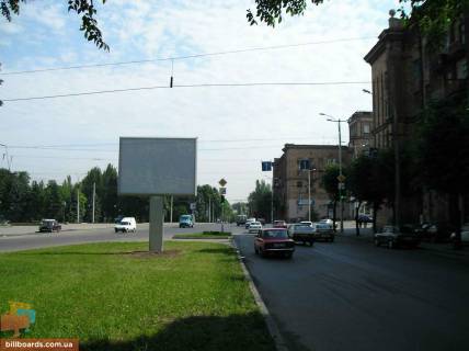 Беклайт A у Запоріжжі Соборный пр. (бывш. Ленина пр.) / Запорожская пл. (бывш. Ленина пл.), от плотины Фото 1