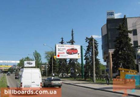 Призма  в Запорожье Соборный пр. (бывш. Ленина пр.), 111А, Укрэксимбанк, из центра - 79226 фото 1