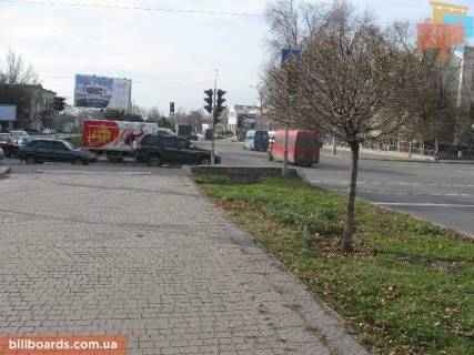 Призма A в Запорожье Металургів пр. / Хмельницького вул., з боку Соборний пр. (колиш. Леніна пр.) - 68772 фото 1