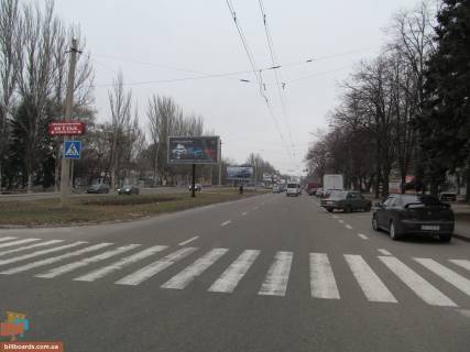 Призма A в Запорожье Космічна вул. - Чумаченка вул., роздільник, з центру - 180912 фото 1