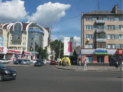 Billboard A in Rivne Petluri st. - Miru av., 8 Photo 1