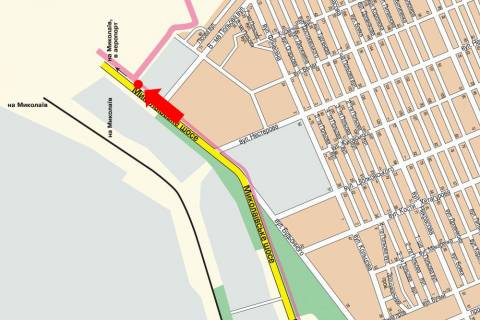 Билборд  в Херсоне, 3x6  Миколаївське шосе, біля авторинку, з центру (флажок) схема