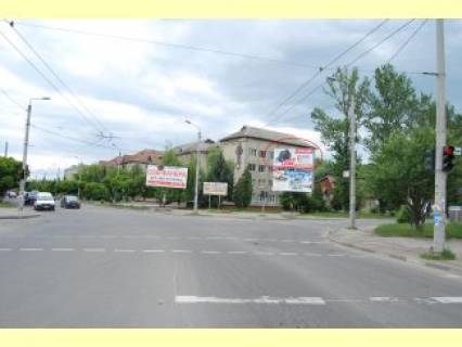 Билборд  в Ивано-Франковске, 3x6  Бандери вул. - Ребета вул., верхній фото 1