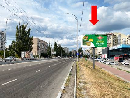 Video Billboard A in Kyiv, 3x6  Volodimira Ivasuka av. (kolis. av. Geroiv Stalingrada) 12-A, bila supermarketu "Sil'po", v storonu st. Levka Luk'anenka (kolis. st. Timosenko) - 456802 Photo 1