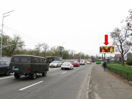 Билборд  в Киеве, 3x6  Харківське шосе, 21, перед поворотом на з/д вокзал Дарниця, в бік Дарницької пл. (кол. Ленінградська пл.) фото 1