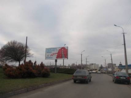 Билборд A в Луцке Соборності пр. - Карпенко-Карого вул., біля ТЦ "Ювант", розв'язка, до Варшавського ринку фото 1