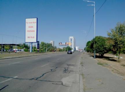 Бэклайт A в Киеве Оболонський пр., роздільник, біля розв'язки з Богатирська вул., АЗС "Glusco", в сторону ст.м. "Оболонь" фото 1
