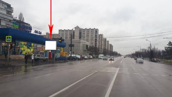 Бэклайт B в Днепр (Днепропетровск) Набережна Перемоги вул., 56А, біля Варуса, на світлофорі фото 1