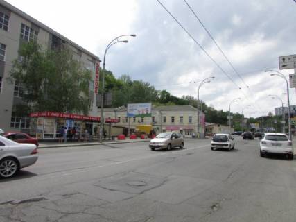 Скроллер A в Киеве Гетьмана вул., 13 - 294442 фото 1