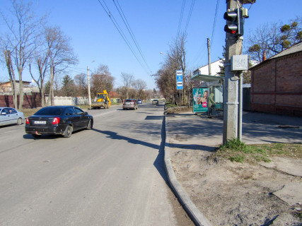 Ситилайт A в Харькове, 1.8x1.2  Холодногірська (Єлізарова) вул. - Верхня Гиївська вул., 100, зупинка "Верхня Гиївська вул." вул., з центру фото 1