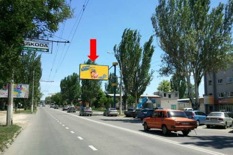 Билборд  в Херсоне, 3x6  Нафтовиків вул., 15, біля автосалону "Лідер", СТО (флажок) фото 1