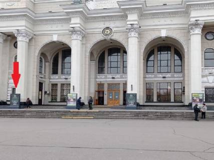 Скроллер A в Одессе Привокзальна пл., 2, ж/д вокзал, центральний вхід 1 - 402240 фото 1