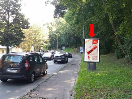 Ситилайт A в Киеве, 1.8x1.2  Паркова дорога вул., в районі "Зеленого театру", в бік Дніпровського спуску фото 1