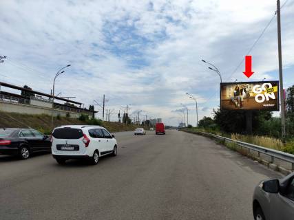 Билборд  в Киеве, 3x6  Дарницьке шосе - вул. Сортувальна, в сторону Харківського шосе фото 1