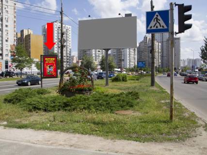 Ситилайт A в Киеве, 1.8x1.2  Дніпровська набережна, 47, на світлофорі, роздільник, біля ТРЦ "River Mall", в сторону Південного мосту фото 1