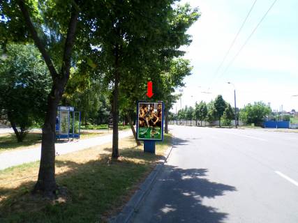 Сiтiлайт  у Рівному, 1.8x1.2  Небесної Сотні вул. (кол. Кіквідзе вул.), 20 / Привокзальна пл., в центр Фото 1