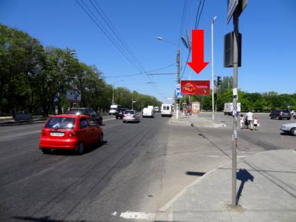 Билборд A в Николаеве, 3x6  Героїв України просп. (Героїв Сталінграда)., біля супермаркетів "Амстор", "Praktiker", з центру фото 1