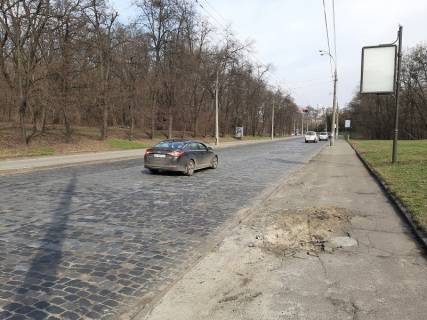 Ситилайт A в Киеве, 1.8x1.2  Подільський узвіз, 26, до Кирилівська вул. (колиш. Фрунзе ул.) фото 1
