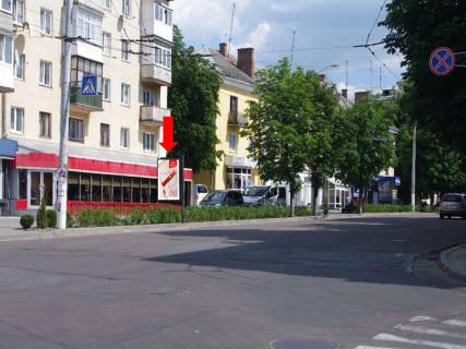 Ситилайт B в Житомире, 1.8x1.2  Перемоги пл. - Театральна вул., біля каси "КийАвіа" фото 3