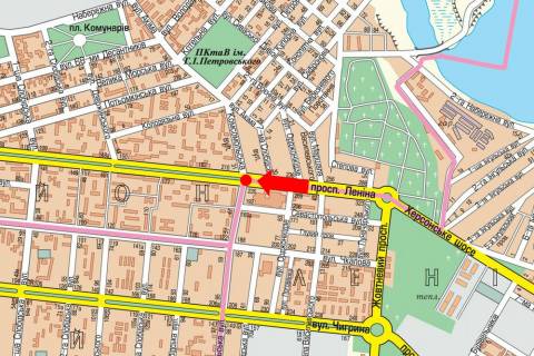 Prismatron, Prism  in Mykolaiv, 3x6  Central'nij av. (kol. Lenina av.) / 6-ta Slobids'ka st. (kol. Komsomol's'kaa st.), bul'var, bila DT "Pivdennij Bug" - 447577 scheme