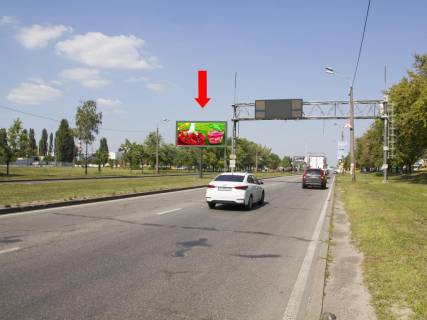 Бэклайт  в Киеве, 3x6  Богатирська вул., 5 - вул. Полярна, 200 м до світлофора, роздільник, в сторону супермаркетів "Епіцентр", "Сільпо", з центру фото 1