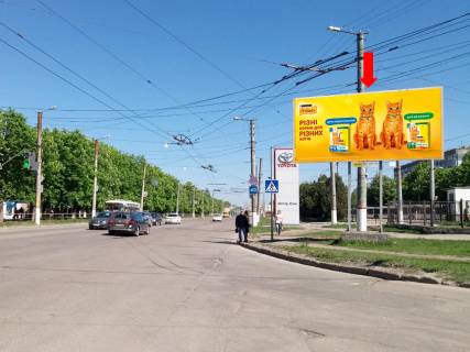 Билборд A в Кропивницкий (Кировоград), 3x6  Тельнова вул. (кол. Правди пр.) / Коваленка вул. (кол. Конєва вул.), біля супермаркетів "Велика Кишеня", "Comfy", в центр фото 1