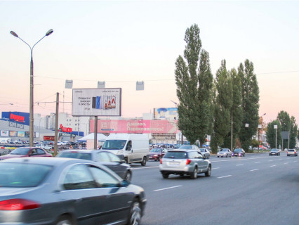Prismatron, Prism B in Kharkiv, 3x6  Нескорених (кол. Героїв Праці) вул., 7, (1), Караван, з центру - 667226 Photo 1
