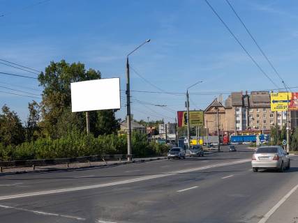 Билборд B в Черновцах Гагаріна (Вокзальна) ул., мост, выезд из города фото 1