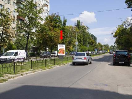 Ситилайт  в Киеве, 1.8x1.2  Гаврилишина вул. (колиш. вул. Василевської), 10 - вул. Ярмоли, роздільник, в сторону Лук'янівки фото 1