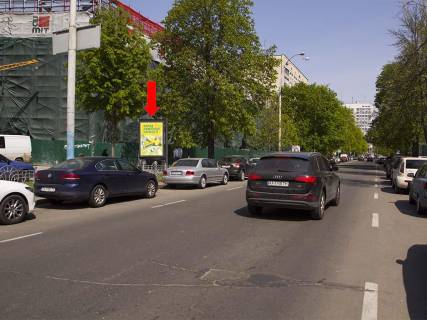 Ситилайт  в Киеве, 1.8x1.2  Омеляновича - Павленка вул. (колиш. Суворова), 15, біля кінотеатру "Зоряний", в сторону пл. Слави фото 1