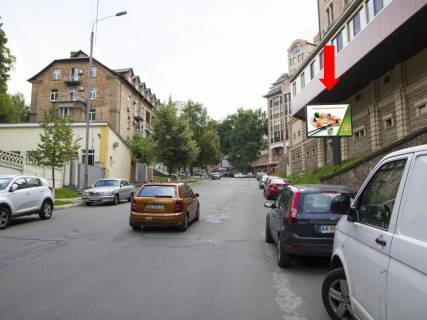 Білборд, Бігборд (Борд)   у Києві, 2.3x3.14  Кудрявський узвіз, 5, в сторону центру Фото 1