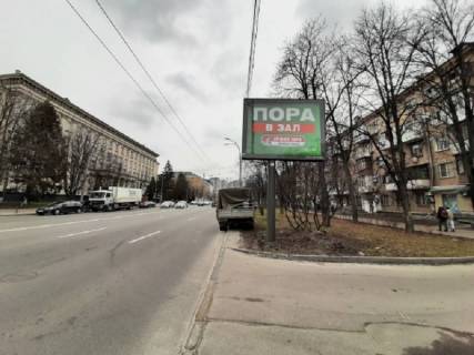 Скроллер  в Киеве просп. Повітряних Сил (Повітрофлотський)., 42 - Левка Мацієвича вул. (Соціалістична), в сторону Севастопольської пл. - 385710 фото 1