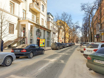 Ситилайт A в Харькове, 1.8x1.2  Гіршмана вул. - Сумська вул., 46/1 фото 1