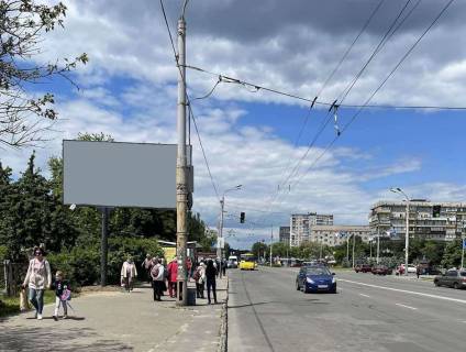 Billboard B in Kyiv, 3x6  Svobodi av., 31/7 - Svitlic'kogo st. Photo 1