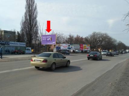 Билборд B в Ужгороде, 3x6  Карпатської України (Гагаріна) вул., 42 / Мартина вул., супермаркет "Барва", в центр фото 1