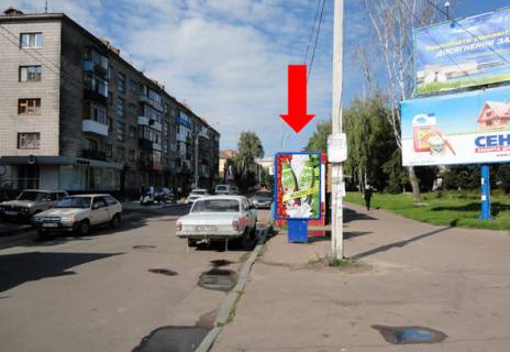 Ситилайт A в Житомире, 1.8x1.2  Лятошинського вул. / Небесної Сотні вул. (кол. Московська вул.), біля ринку "Житній" фото 1