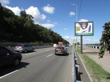 Скроллер A в Киеве Набережне шосе, 1600м до Паркового мосту, від моста Метро - 294485 фото 1