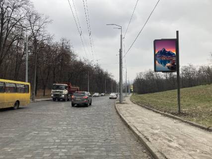 Ситилайт A в Киеве Подільський узвіз, Смородинський парк, в сторону Кирилівська вул. (Фрунзе) фото 1