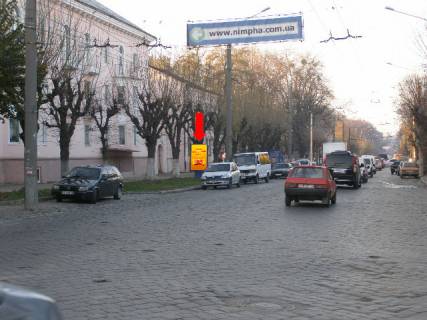 Ситилайт  в Черновцах, 1.8x1.2  Головна вул., 104 / Щербанюка вул. (кол. Чапаєва вул.), в центр фото 1