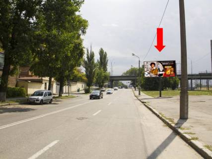 Білборд, Бігборд (Борд)   у Києві, 3x6  Залізничне шосе, 55, супермаркет "Велика Кишеня", в сторону вул. Бойчука (колиш. вул. Кіквідзе) Фото 1