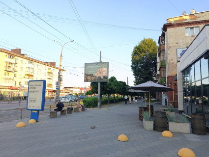 Скроллер A в Житомире, 2.3x3.14  Небесної сотні вул. (кол. Московська вул.) - вул. Київська, біля ЦУМу, Житнього ринку, на світлофорі - 470789 фото 1
