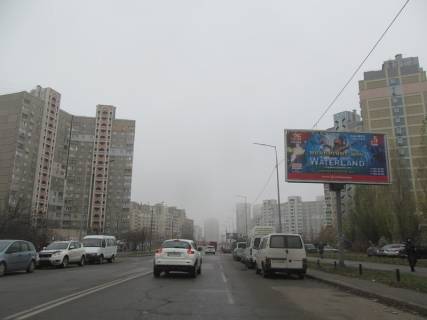 Призма A в Киеве Драгоманова вул., 12, в сторону Ахматової вул. - 228855 фото 1